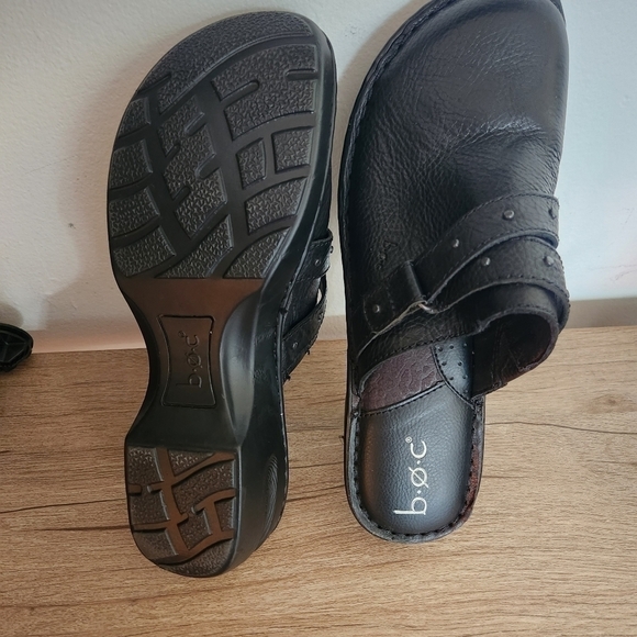 b.ø.c. Born Concept Black 100% Leather Women Slip On Clogs/Mule size 10M - Picture 9 of 13